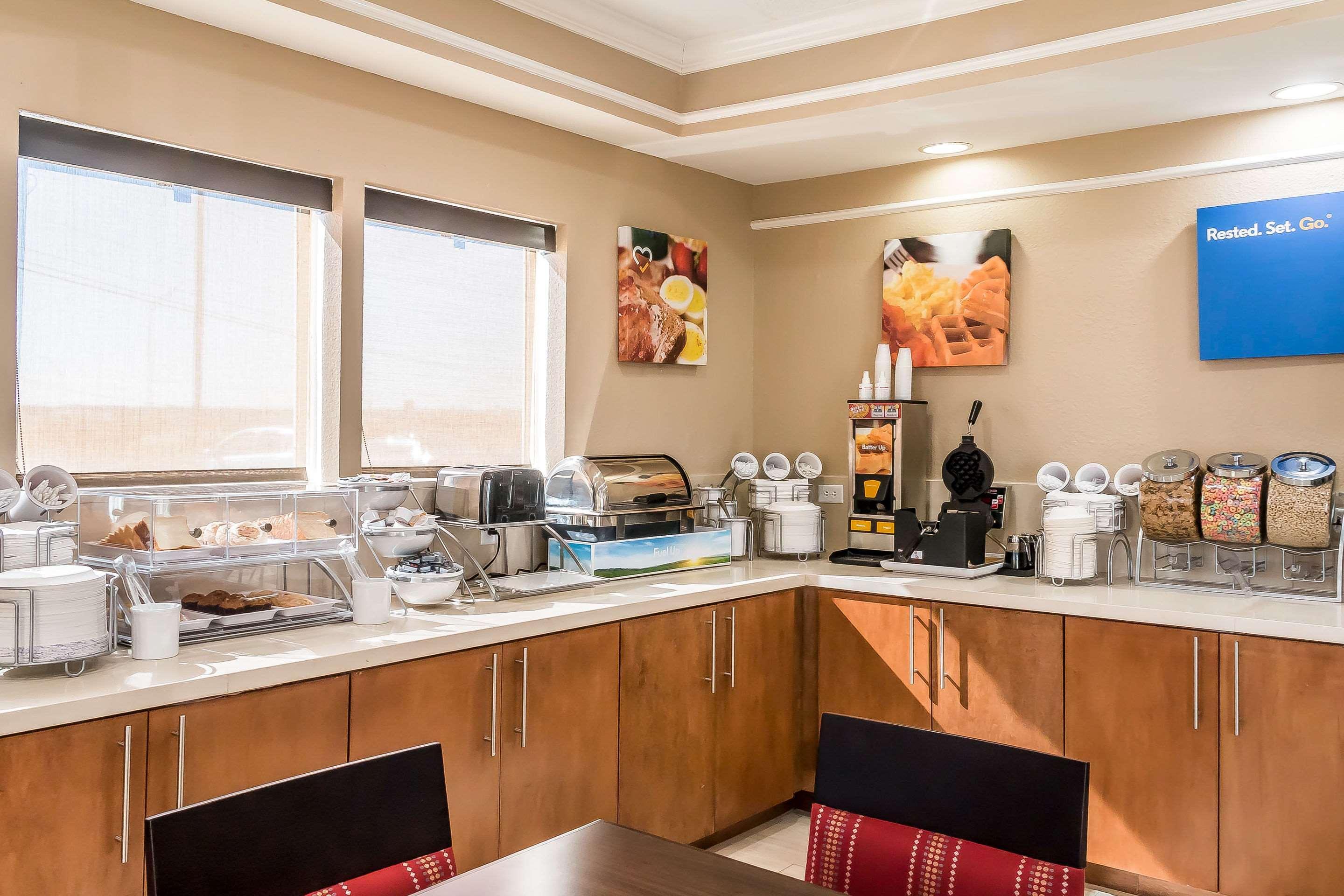Comfort Inn Near Frost Bank Center San Antonio Kültér fotó