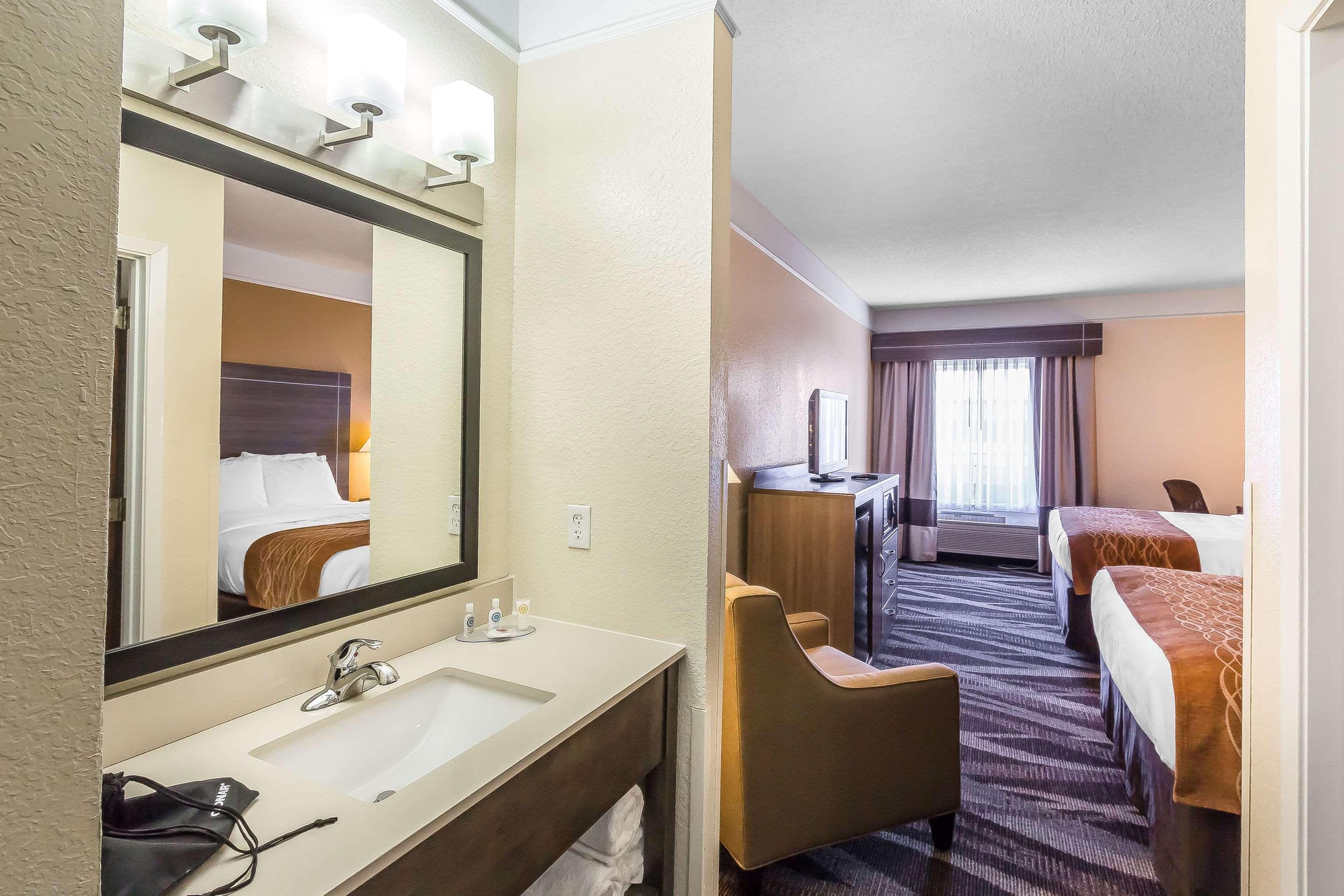 Comfort Inn Near Frost Bank Center San Antonio Kültér fotó