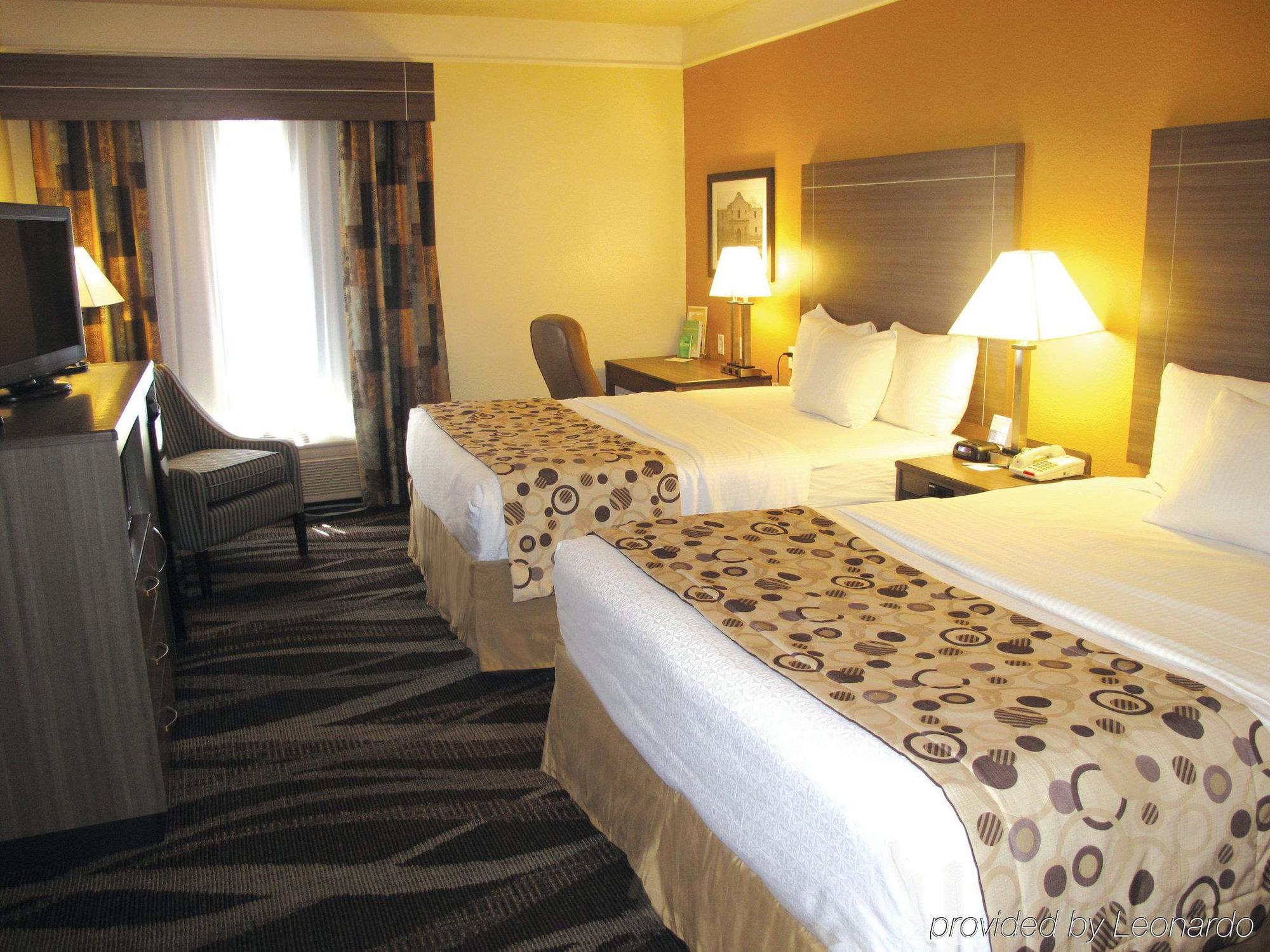 Comfort Inn Near Frost Bank Center San Antonio Kültér fotó